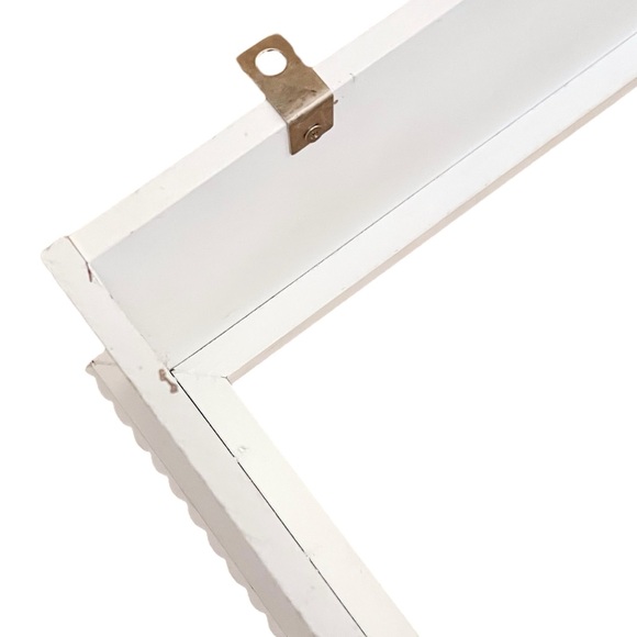 Hobby Lobby White Distressed Ornate Wood Composite Box Wall Frame Shelf - Picture 13 of 16